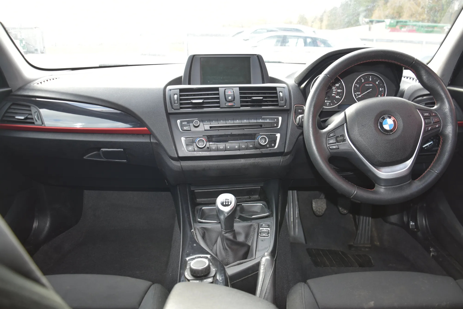 BMW 1 (F20) 118 d 2011 – 9