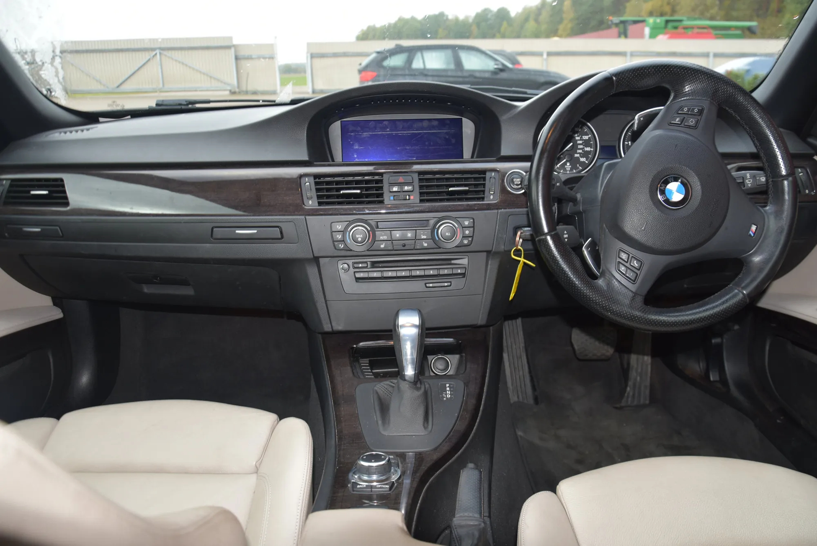 BMW 3 Cabrio (E93) 330 d 2011 – 11