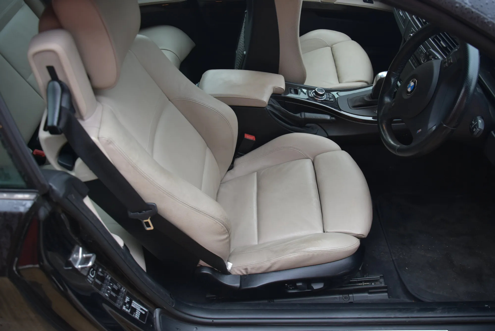 BMW 3 Cabrio (E93) 330 d 2011 – 4