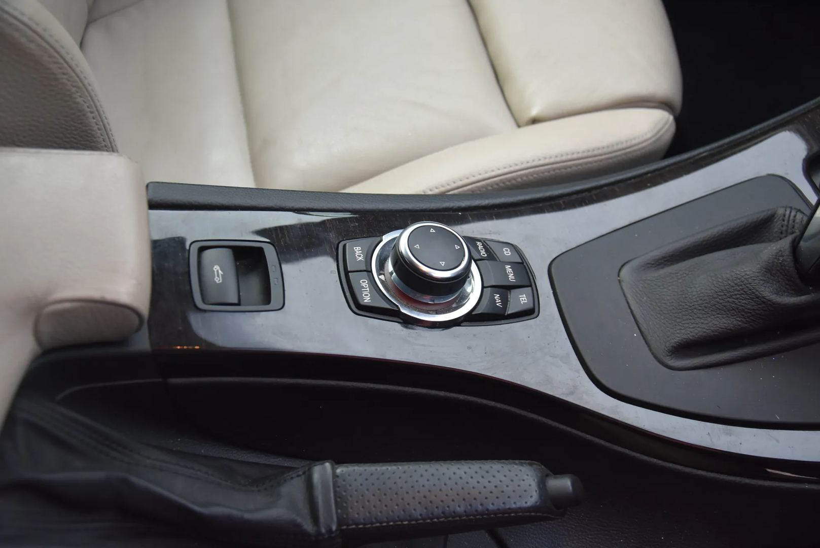 BMW 3 Cabrio (E93) 330 d 2011 – 6