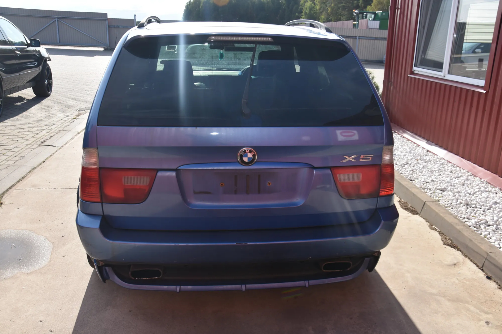 BMW X5 (E53) 4.6 is 2002 – 9
