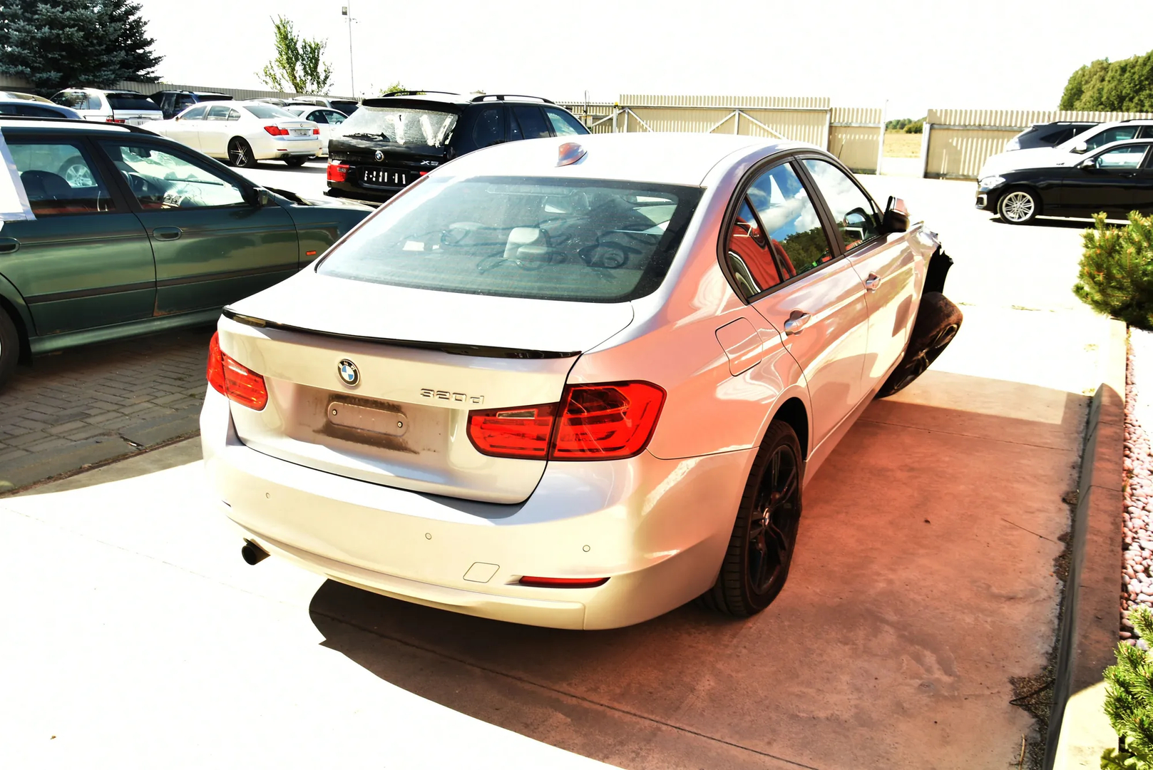 BMW 3 (F30, F80) 320 d Efficient Dynamics 2014