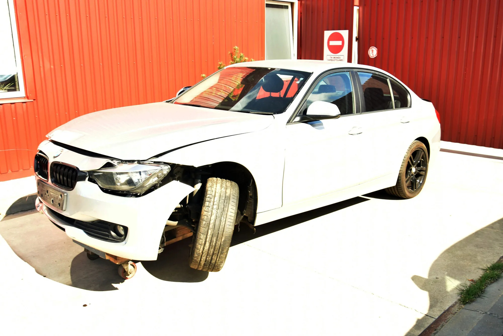 BMW 3 (F30, F80) 320 d Efficient Dynamics 2014 – 5