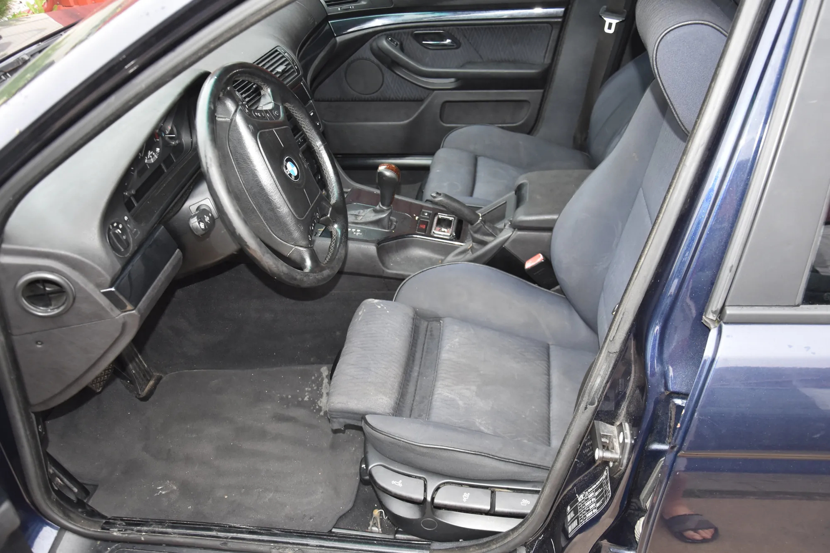 BMW 5 (E39) 525 d 2000 – 10