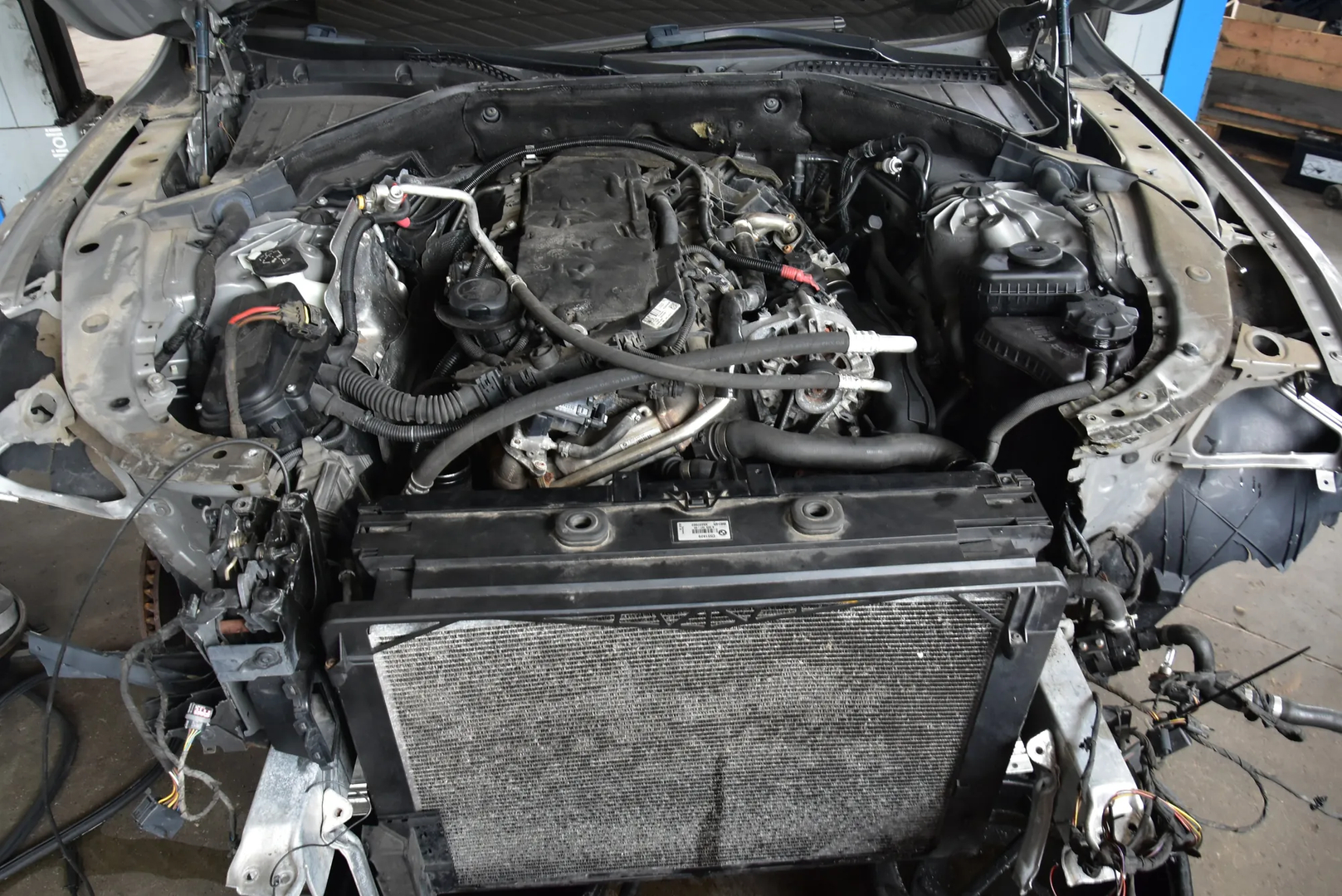 BMW 7 (F01, F02) 730 d 2009 – 3