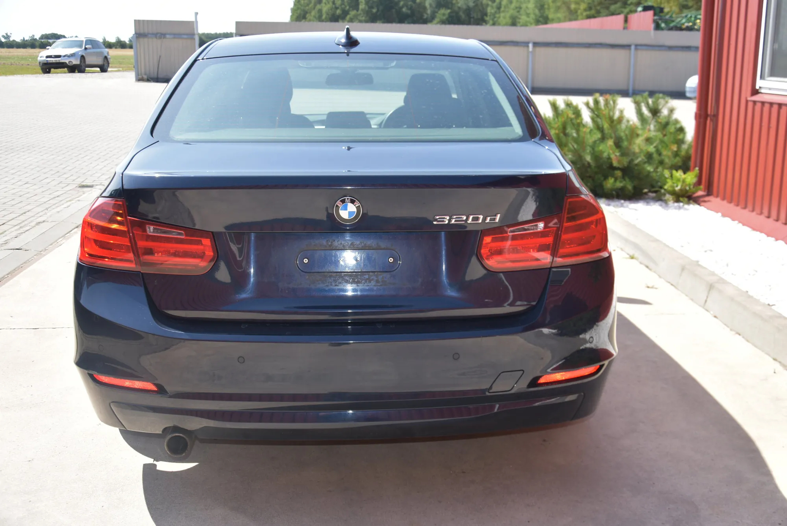 BMW 3 (F30, F80) 320 d 2012 – 4
