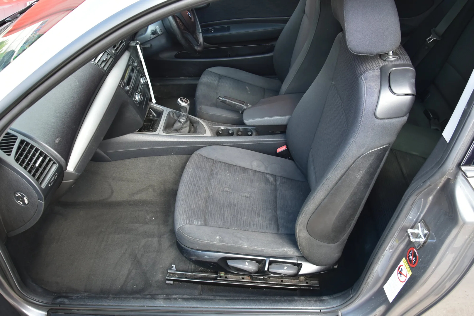 BMW 1 (E81) 118 d 2008 – 6