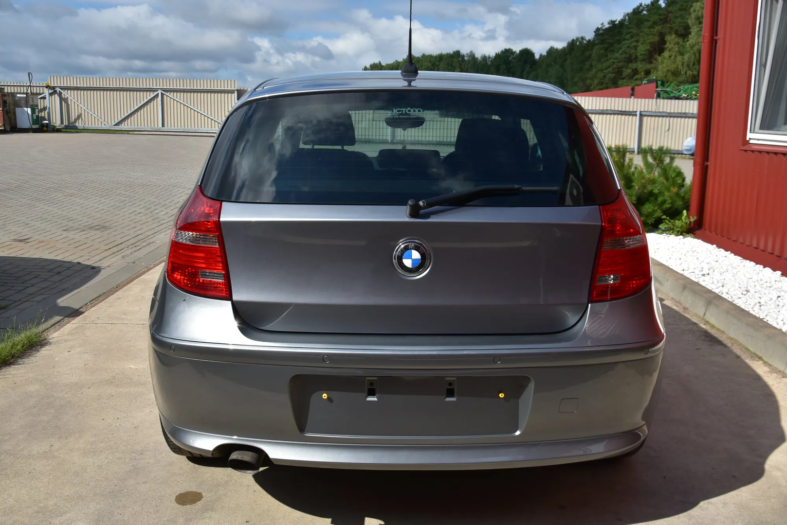 BMW 1 (E81) 118 d 2008 – 3