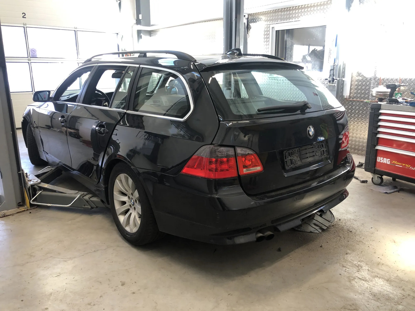 BMW 5 Touring (E61) 523 i 2005 – 8