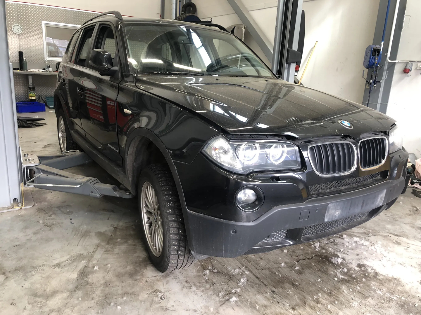 BMW X3 (E83) xDrive 20 d 2009 – 8