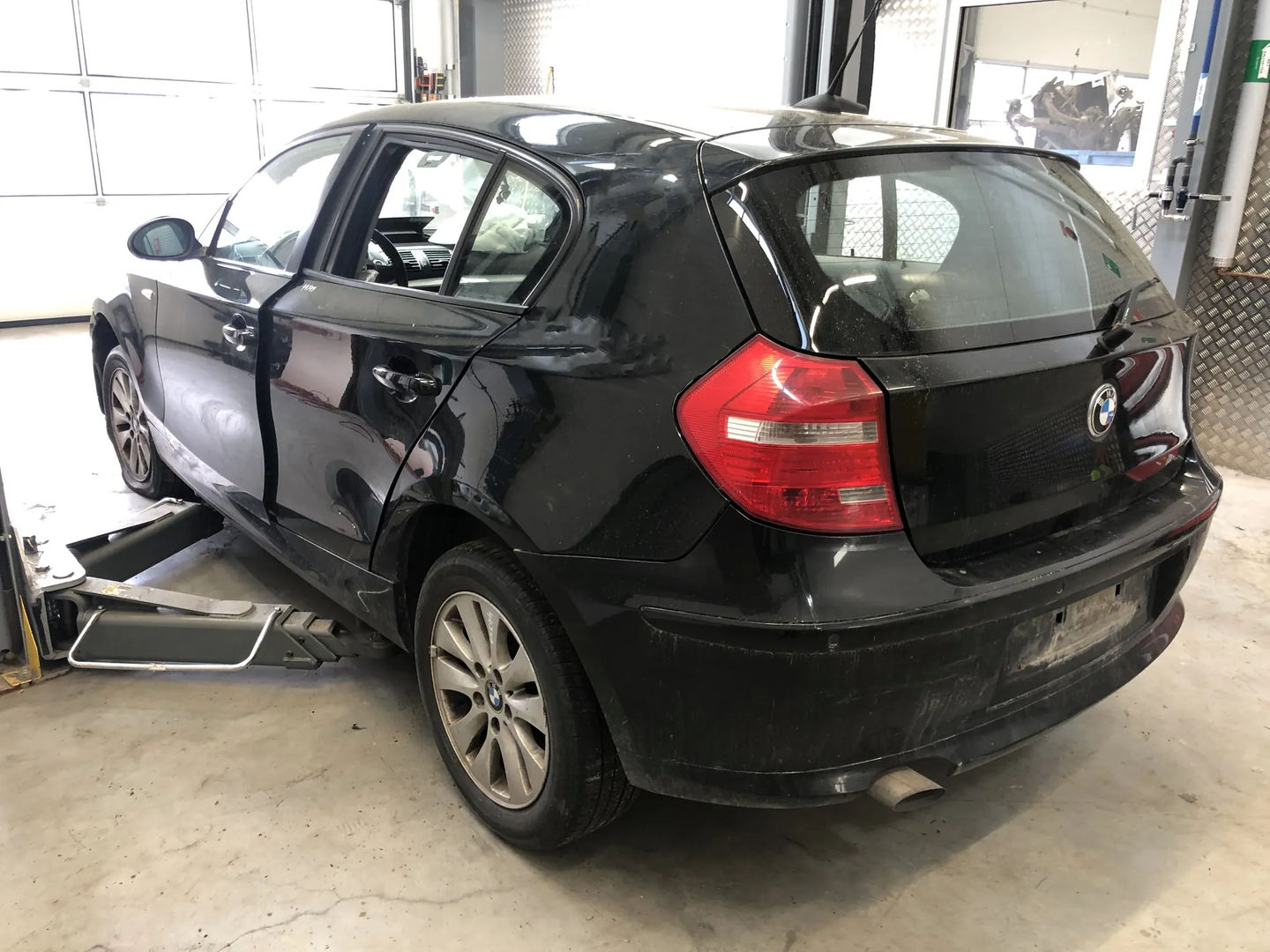 BMW 1 (E87) 118 d 2007 – 8