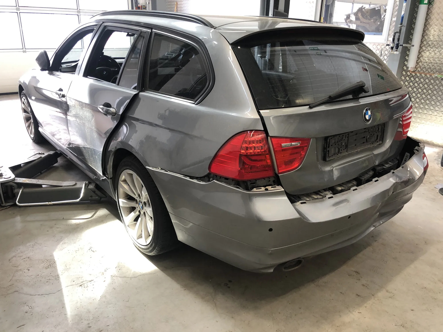 BMW 3 Touring (E91) 318 d 2010 – 9