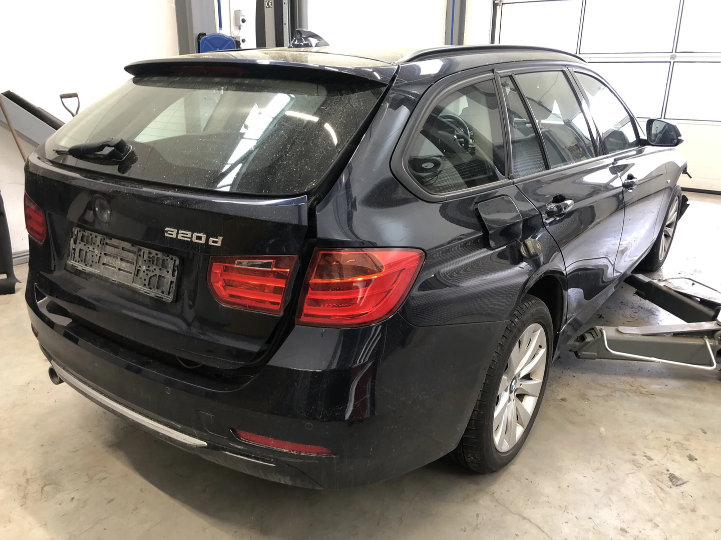 BMW 3 Touring (F31) 320 d 2013 – 5