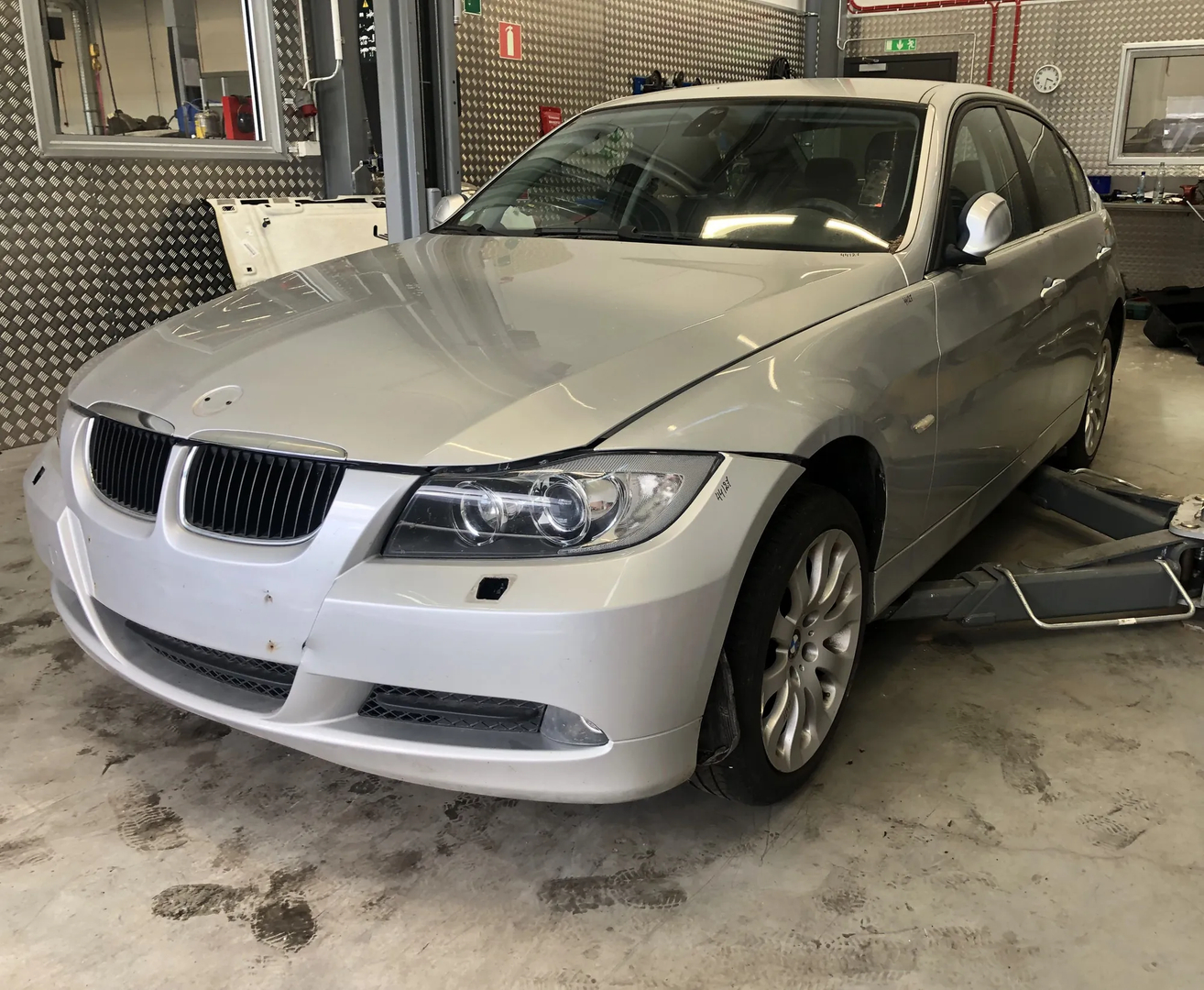 BMW 3 (E90) 325 xi 2007 – 2