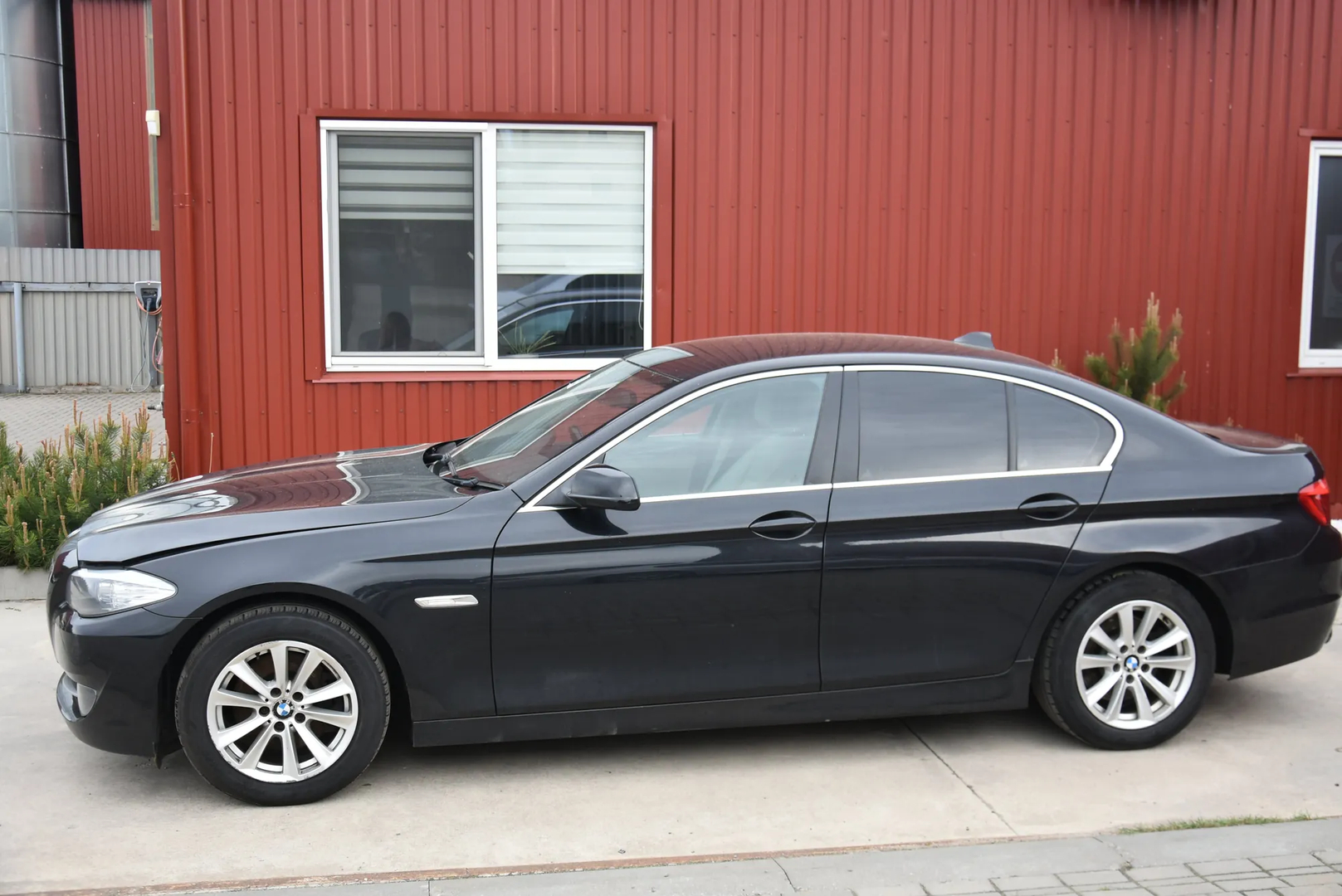 BMW 5 (F10) 520 d 2010 – 8