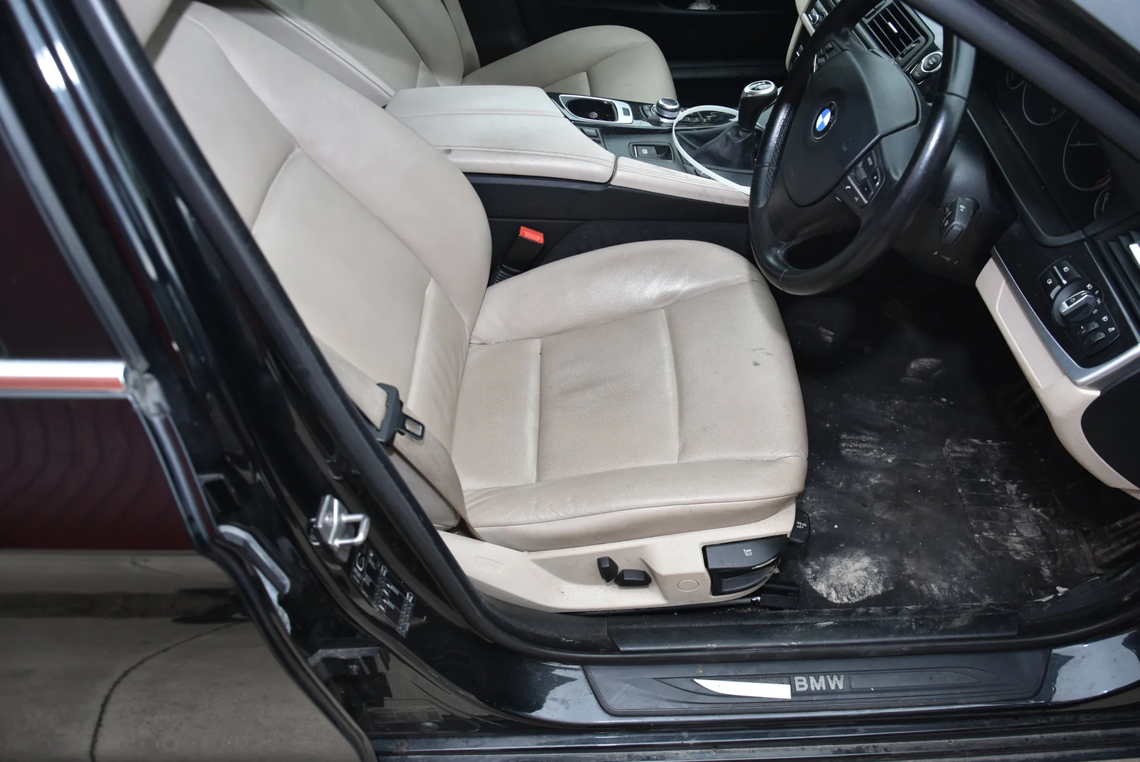 BMW 5 (F10) 520 d 2010 – 9