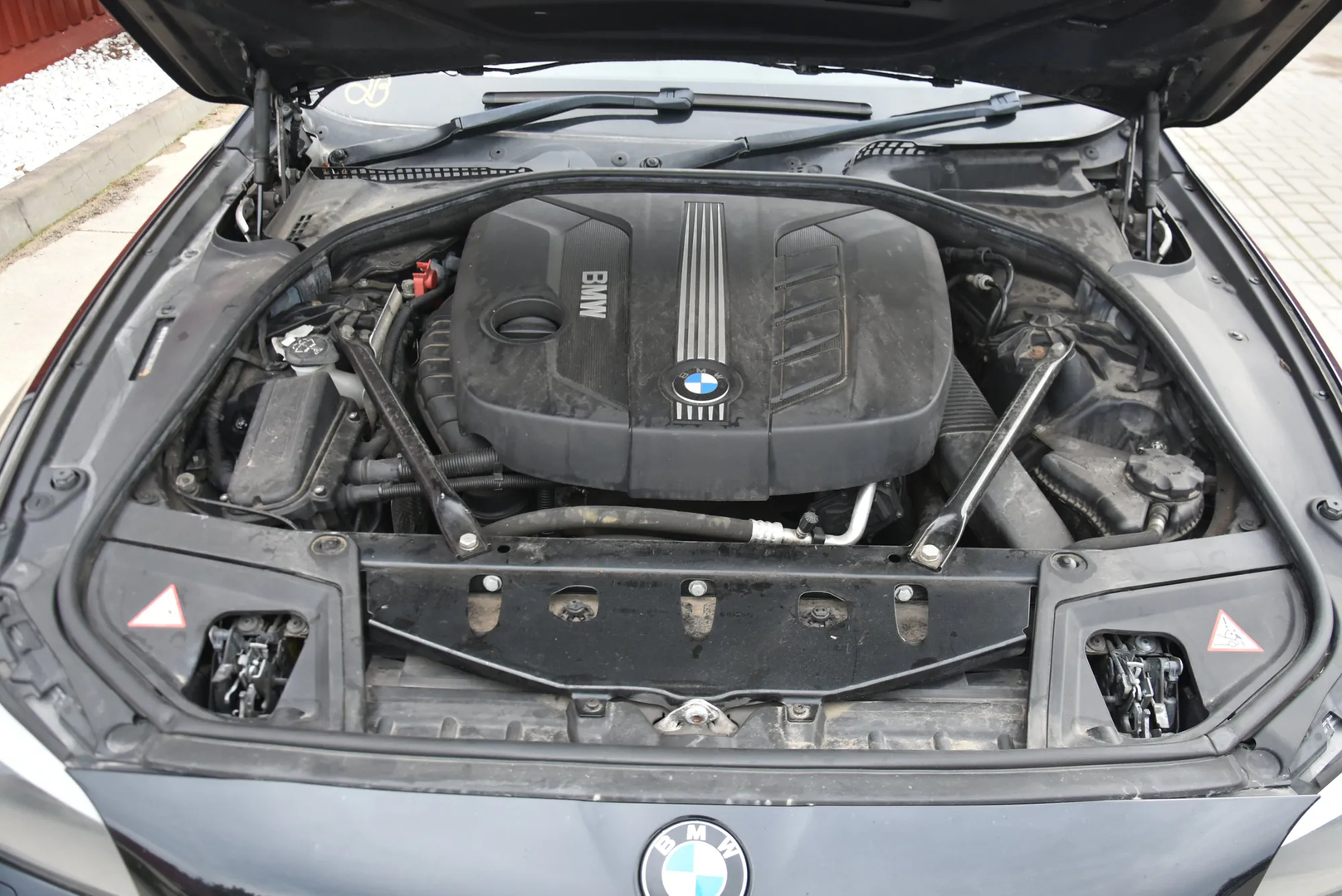 BMW 5 (F10) 520 d 2010 – 3
