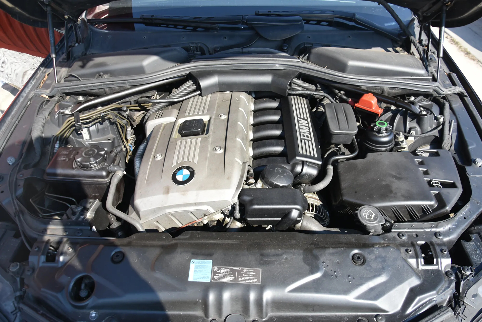 BMW 5 (E60) 523 i 2006 – 6