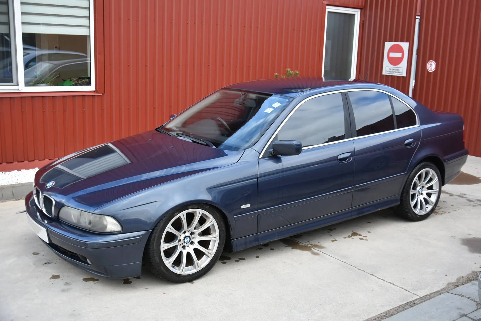 BMW 5 (E39) 520 i 2001 – 4