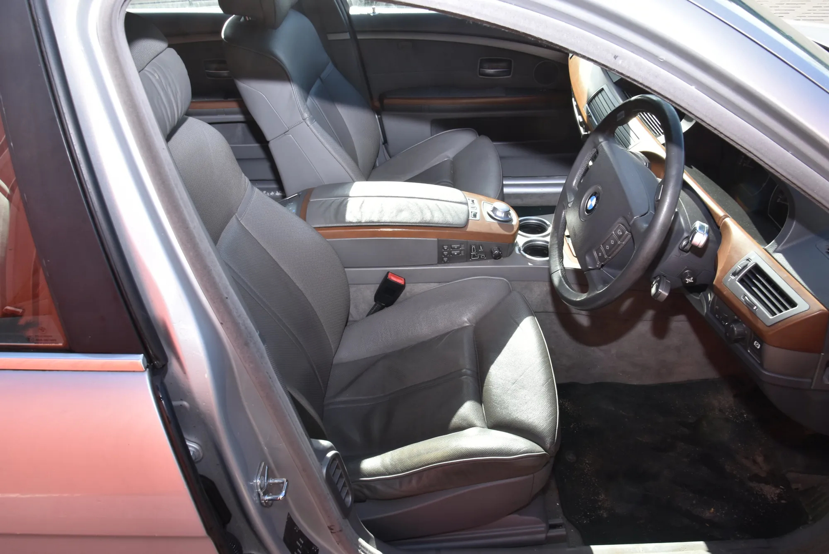 BMW 7 (E65, E66, E67) 745 i, Li 2002 – 9