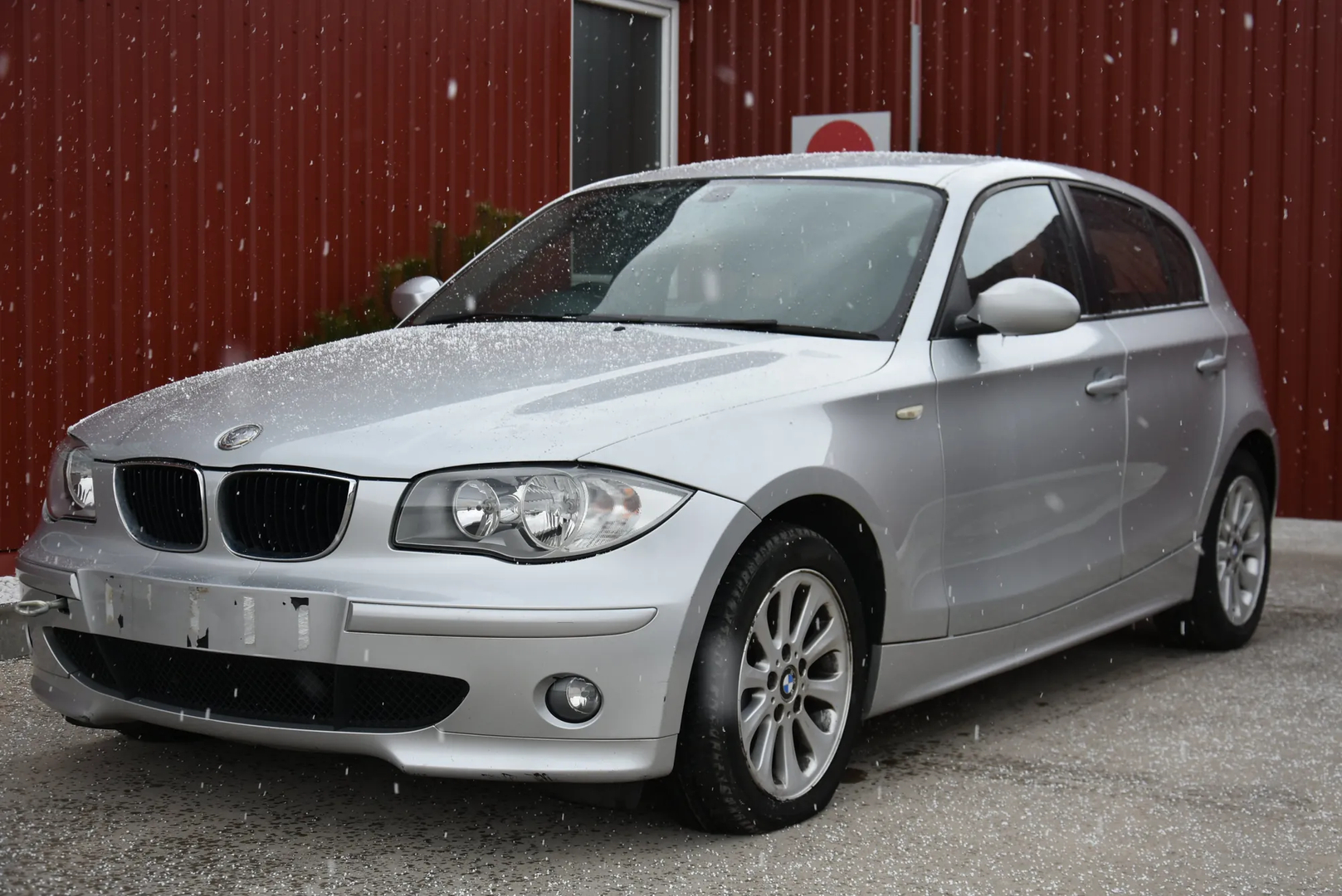 BMW 1 (E87) 120 i 2004