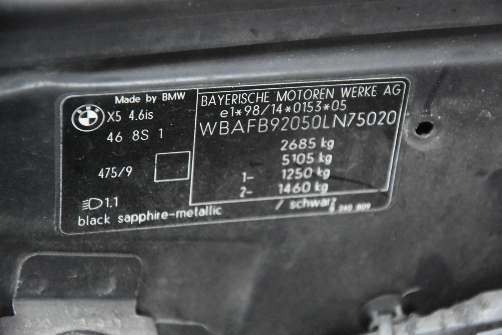 BMW X5 (E53) 4.6 is 2002 – 8
