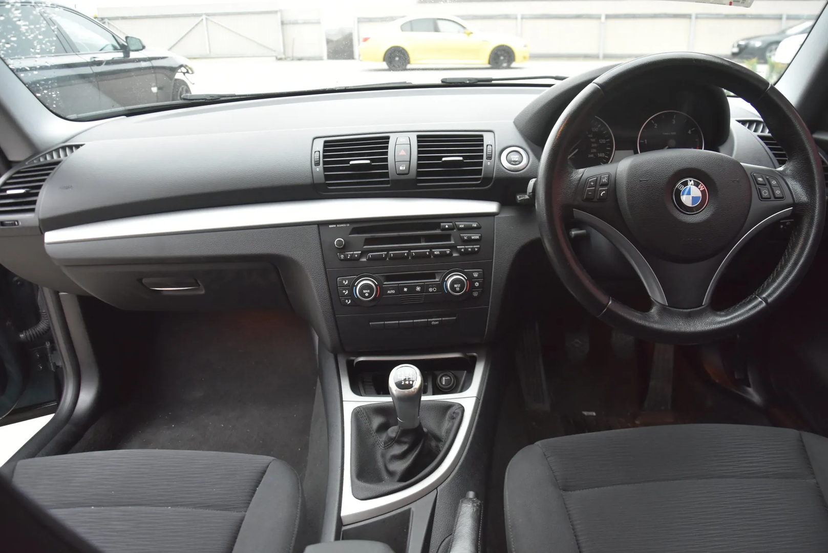 BMW 1 (E81) 118 d 2009 – 8