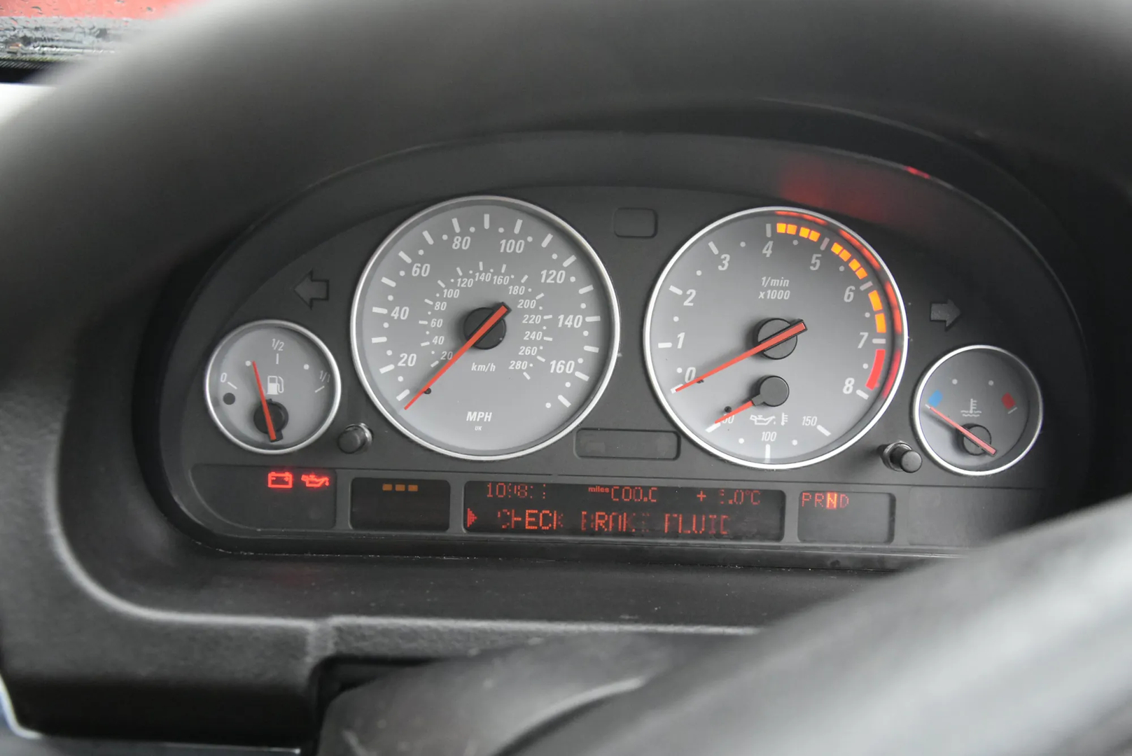 BMW X5 (E53) 4.6 is 2003 – 6