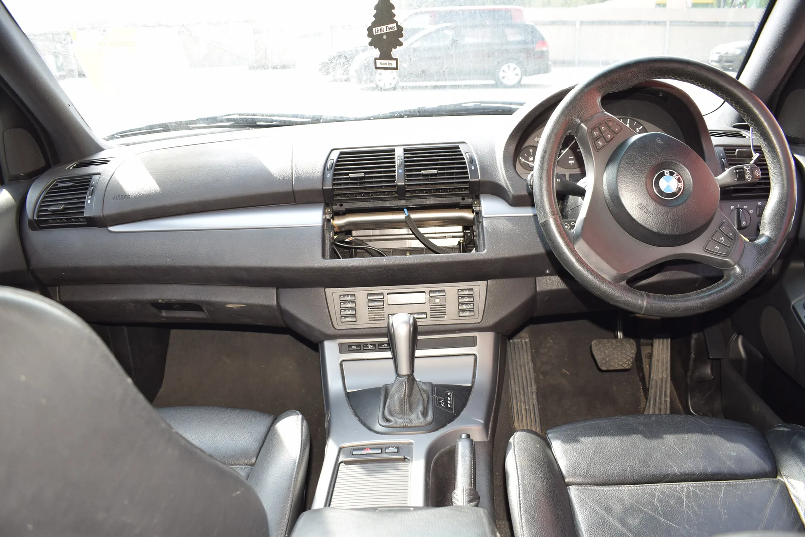BMW X5 (E53) 3.0 i 2003 – 2