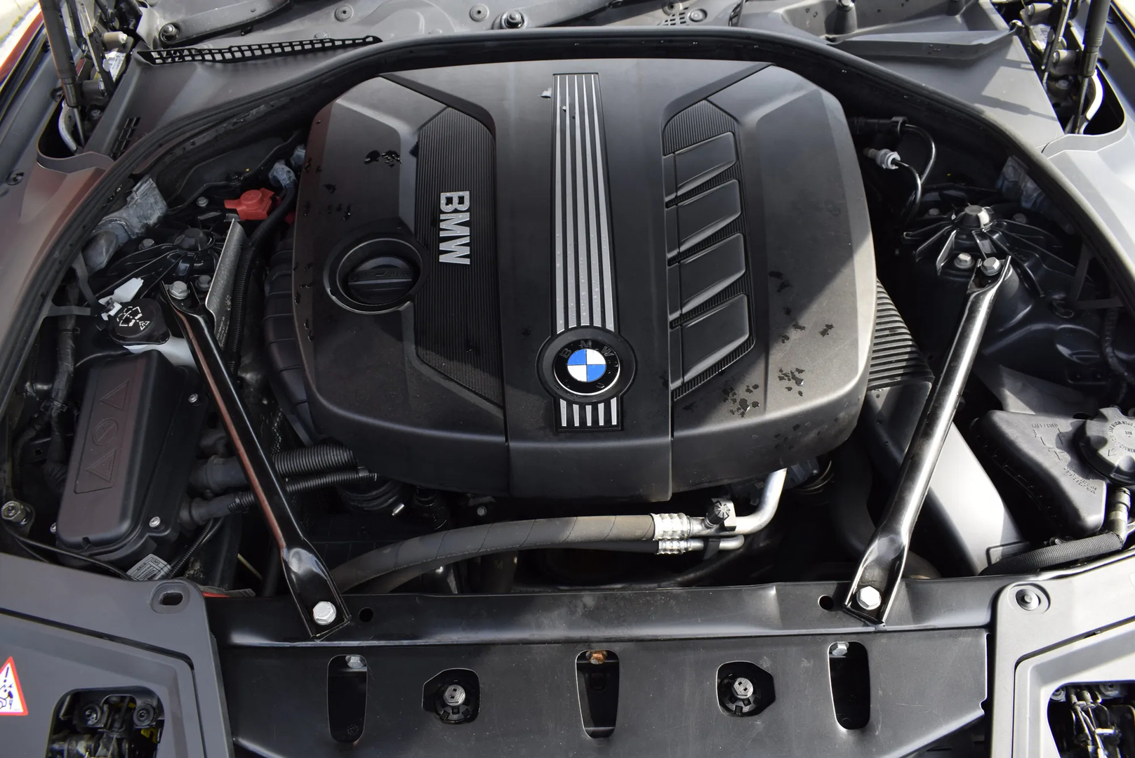 BMW 5 (F10) 520 d 2010 – 4