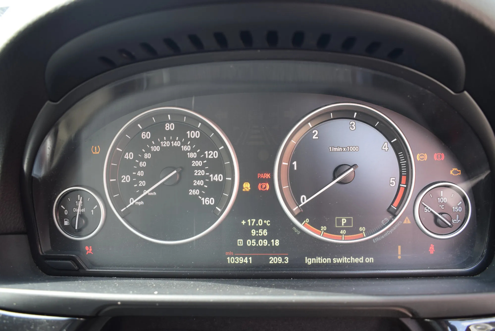 BMW 5 (F10) 520 d 2010 – 5