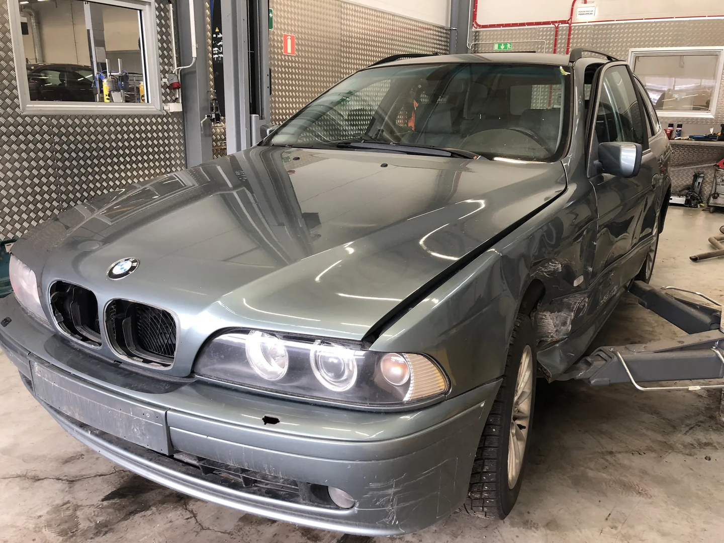 BMW 5 Touring (E39) 530 i 2002 – 3