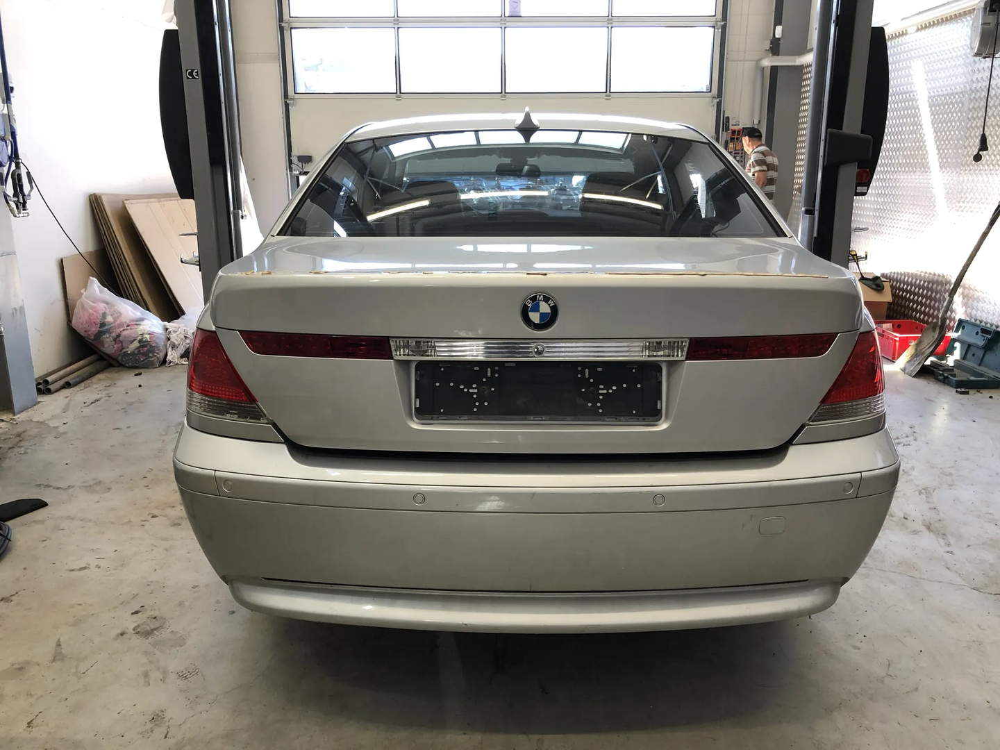 BMW 7 (E65, E66, E67) 745 i, Li 2003 – 4