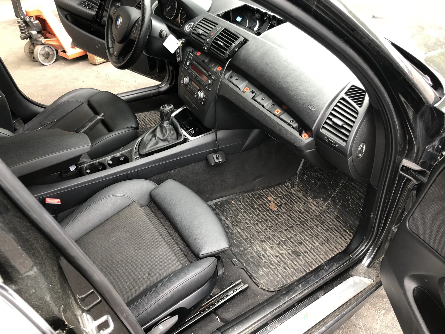 BMW 1 (E87) 120 d 2010 – 6