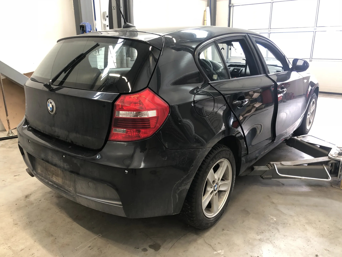 BMW 1 (E87) 120 d 2010 – 4