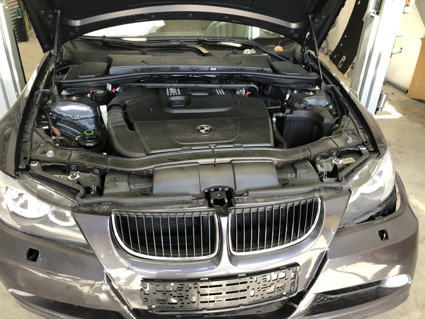 BMW 3 (E90) 320 d 2006 – 3