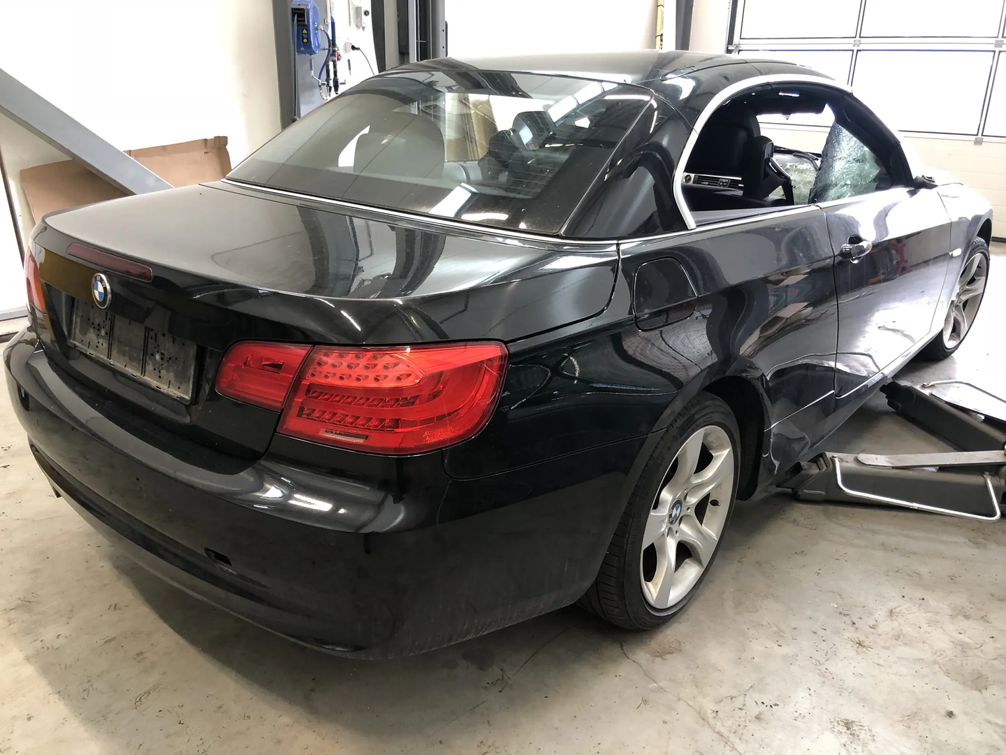 BMW 3 Cabrio (E93) 320 d 2011 – 4