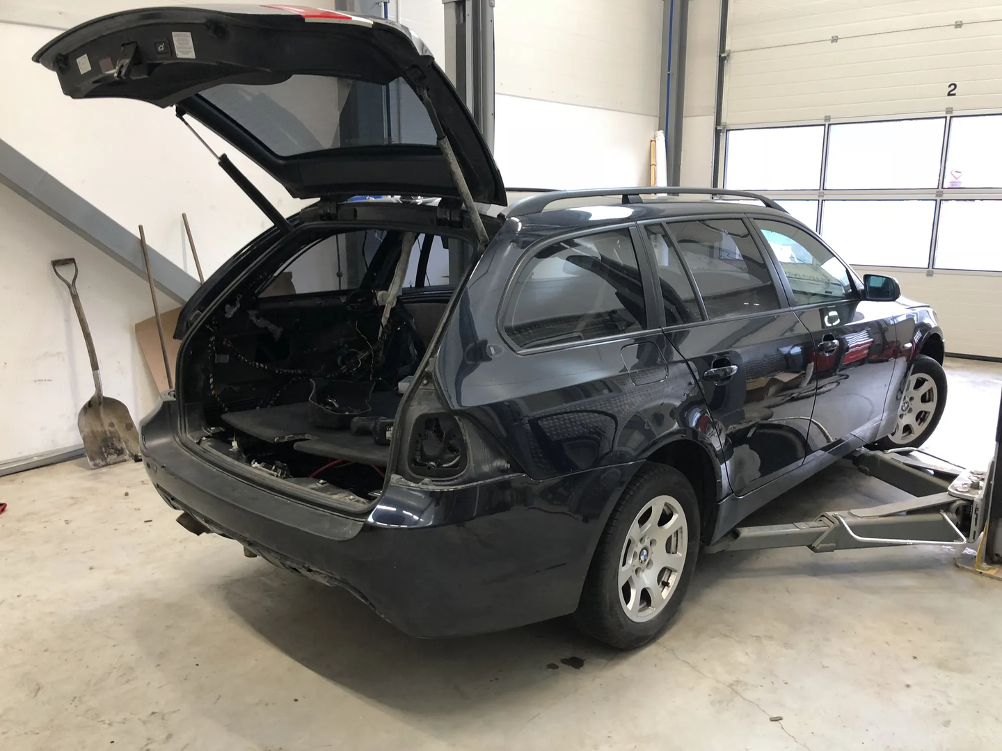 BMW 5 Touring (E61) 535 d 2007 – 7