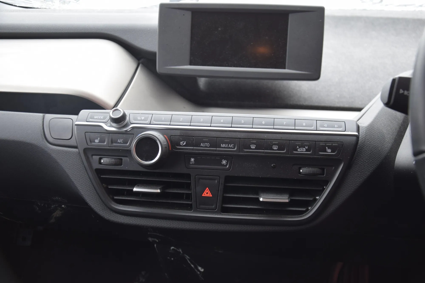 BMW i3 (I01) Hybrid 2017 – 10