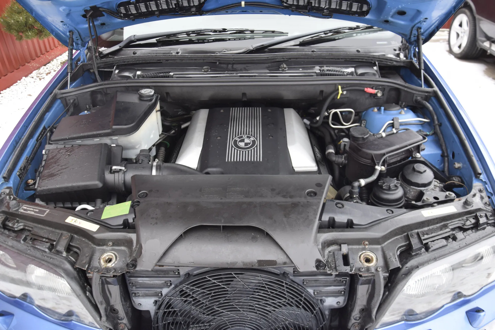 BMW X5 (E53) 4.6 is 2003 – 5