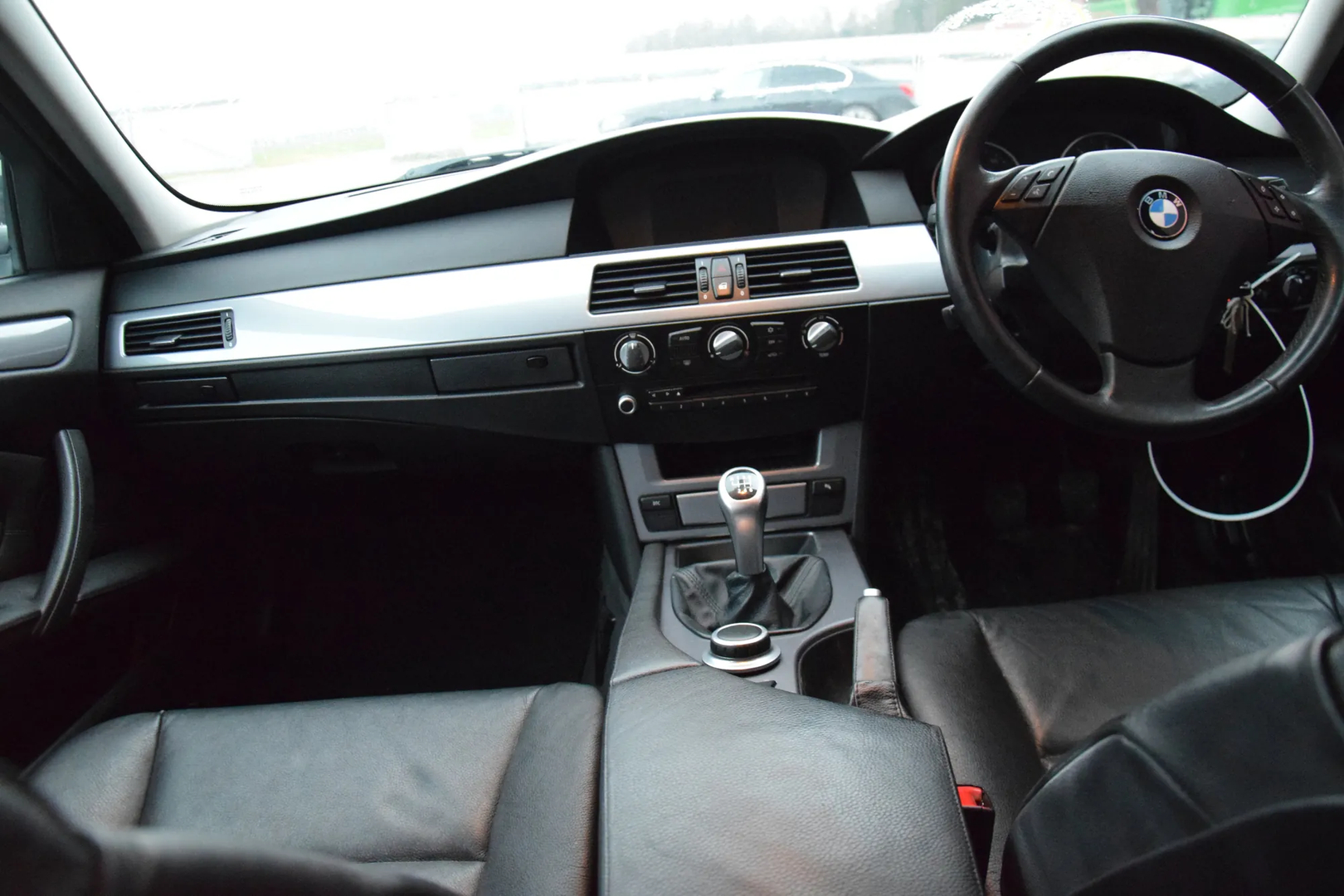 BMW 5 Touring (E61) 520 d 2007 – 7