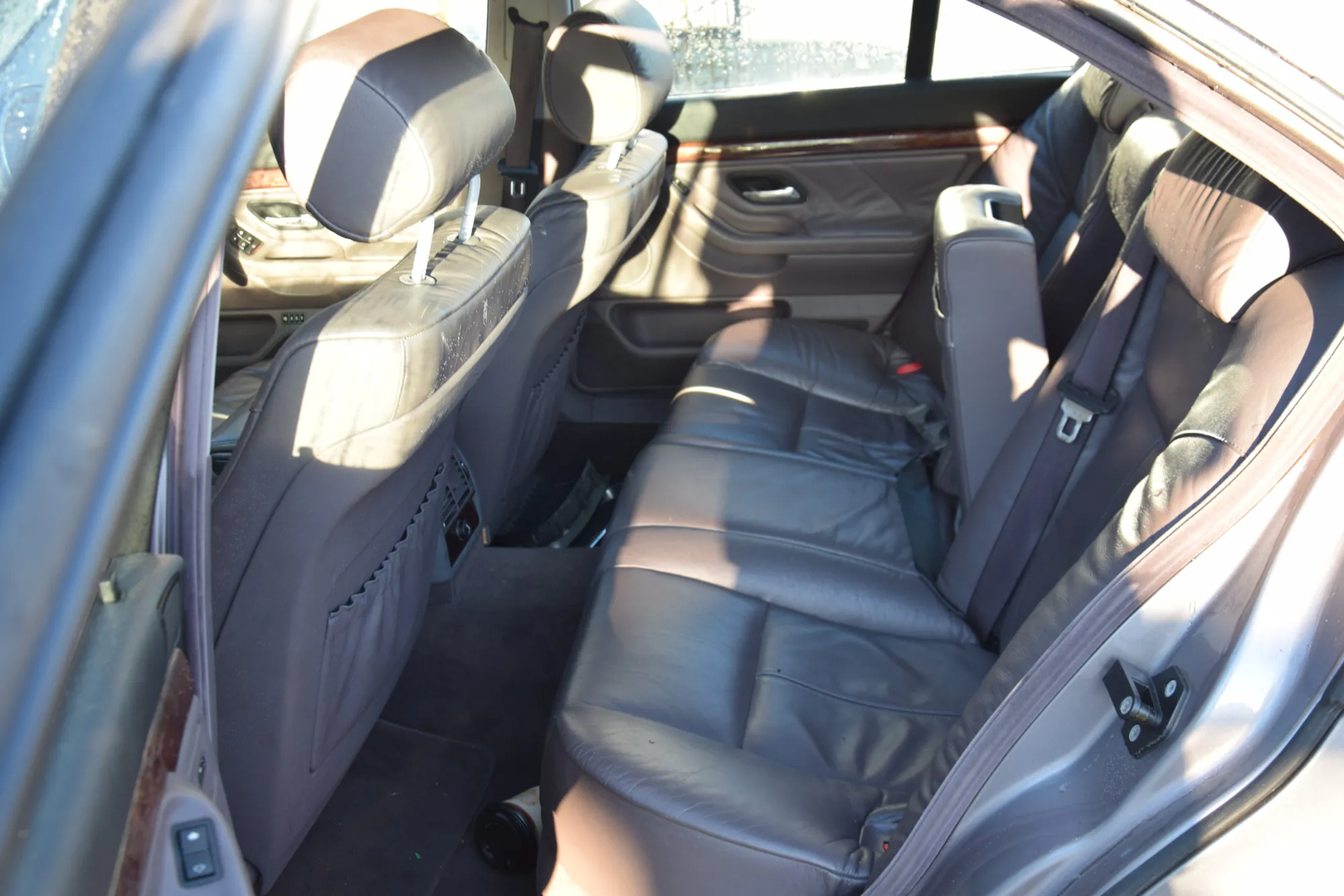 BMW 7 (E38) 728 i, iL 1999 – 8