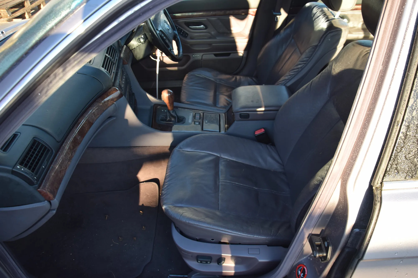 BMW 7 (E38) 728 i, iL 1999 – 7