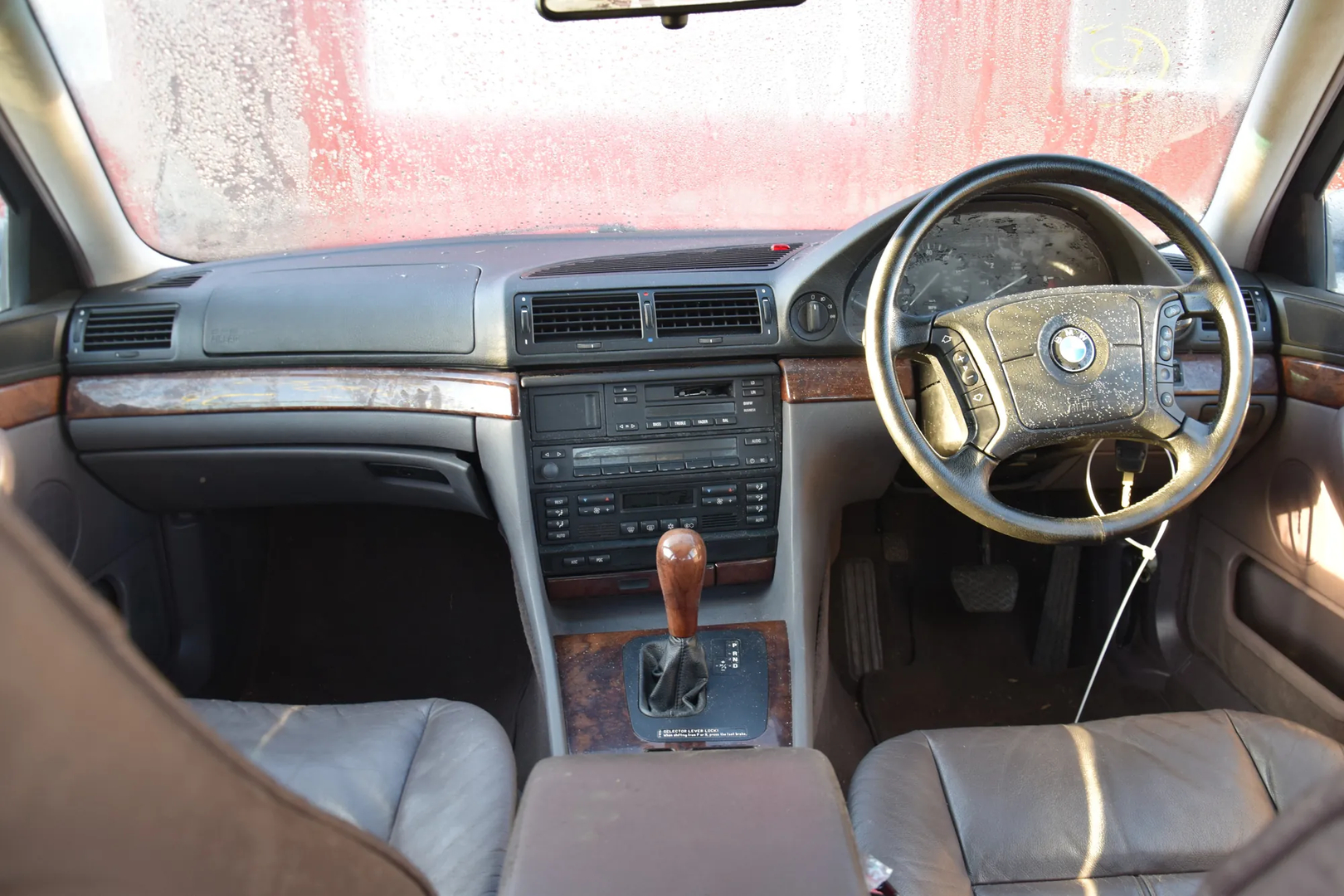 BMW 7 (E38) 728 i, iL 1999 – 6