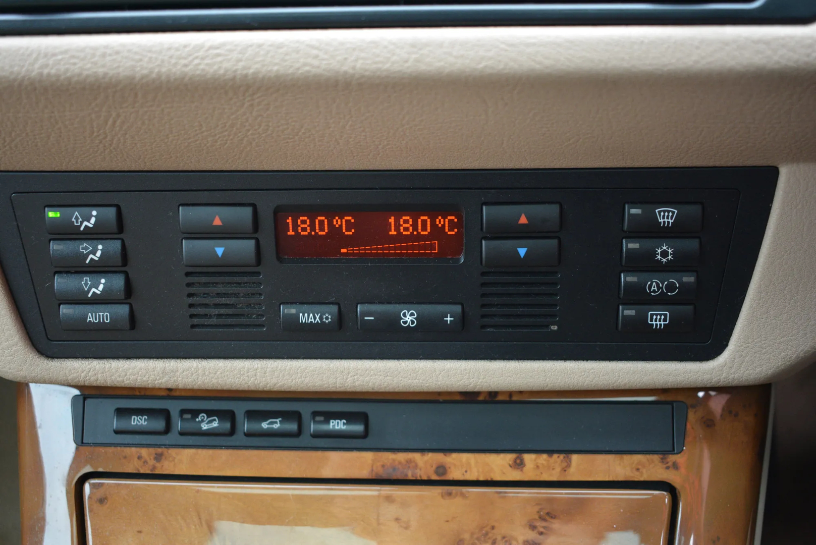 BMW X5 (E53) 4.4 i 2001 – 10