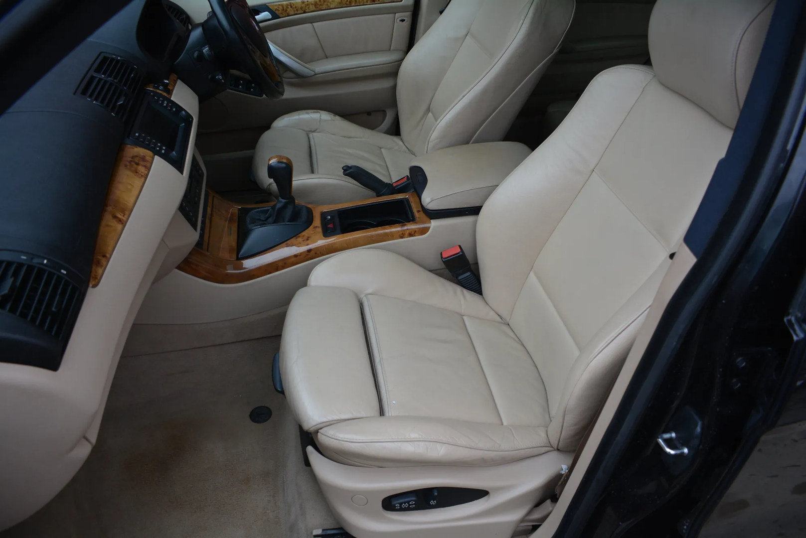 BMW X5 (E53) 4.4 i 2001 – 7