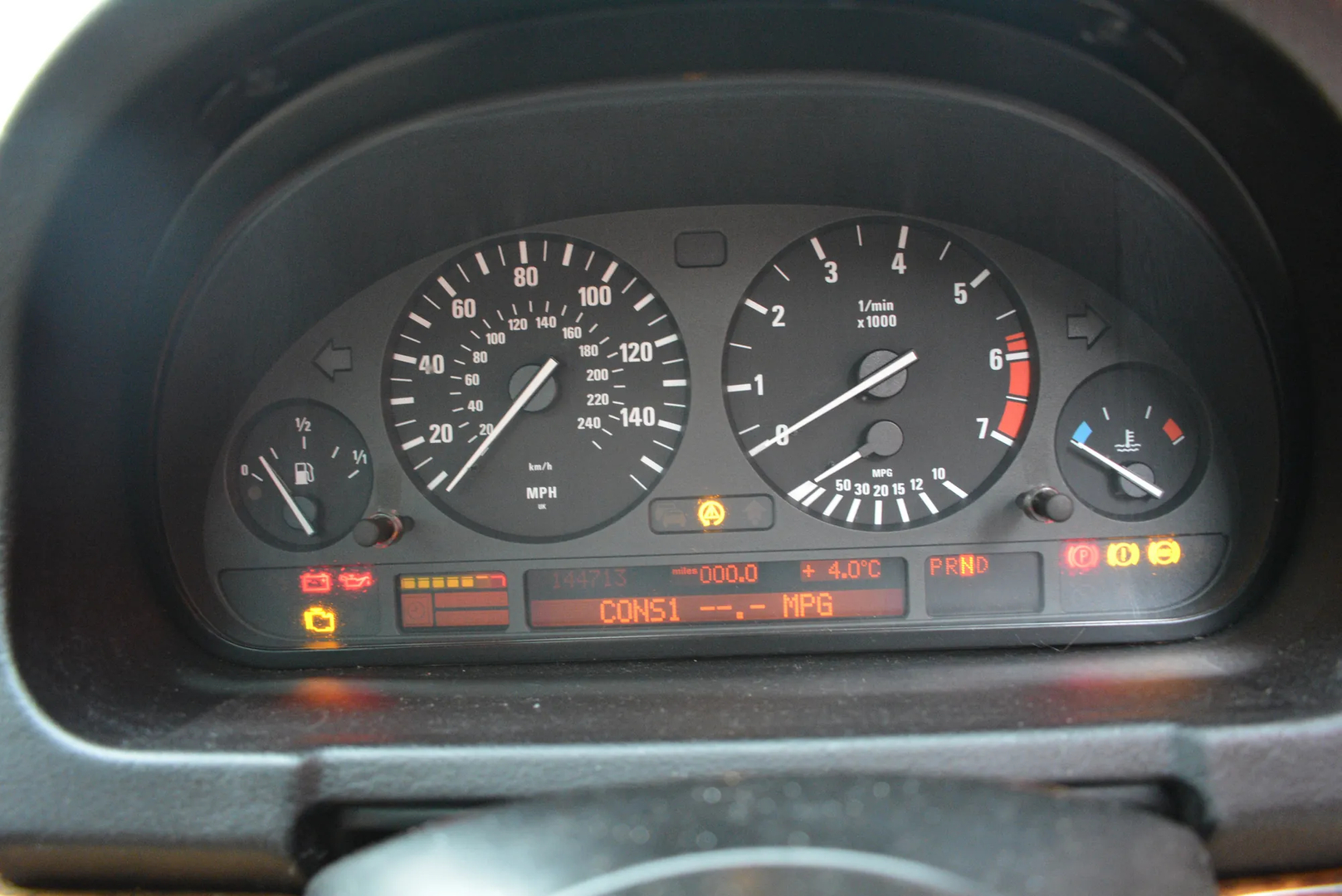 BMW X5 (E53) 4.4 i 2001 – 4