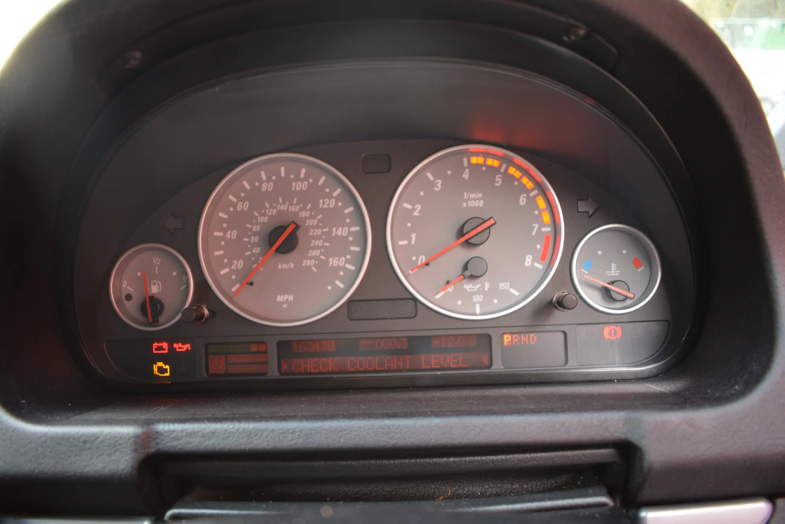 BMW X5 (E53) 4.8 is 2004 – 8