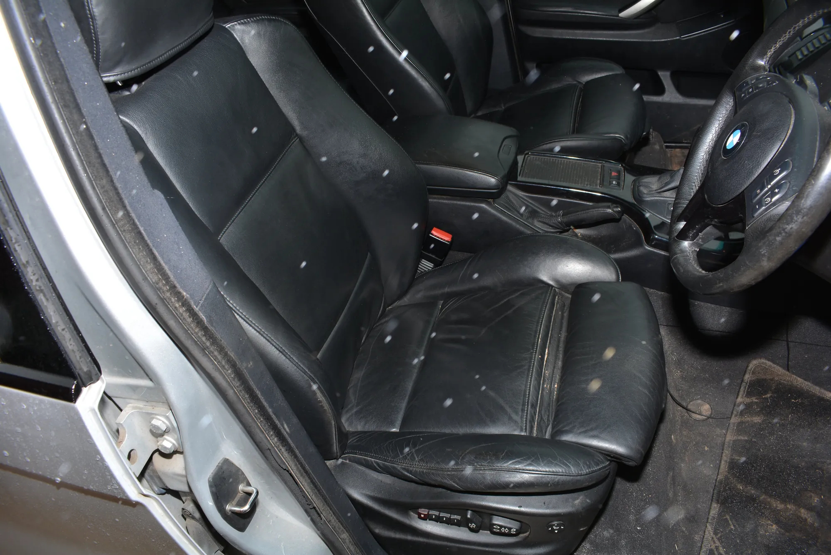 BMW X5 (E53) 4.6 is 2002 – 7