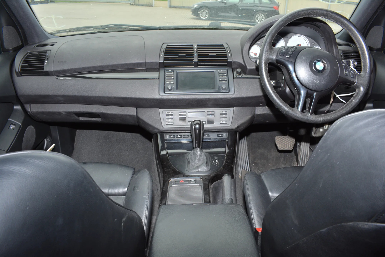 BMW X5 (E53) 4.6 is 2003 – 9